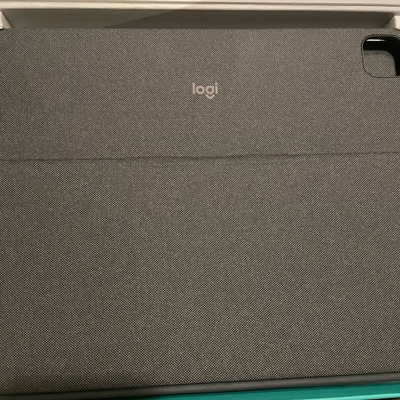 Combo Touch Keyboard Case for Apple® iPad Pro 12.9" (5th & 6th gen) - Picture 5 of 5